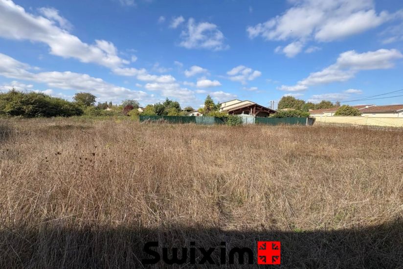 Sale Land Le Taillan-Médoc 582&nbsp;m²