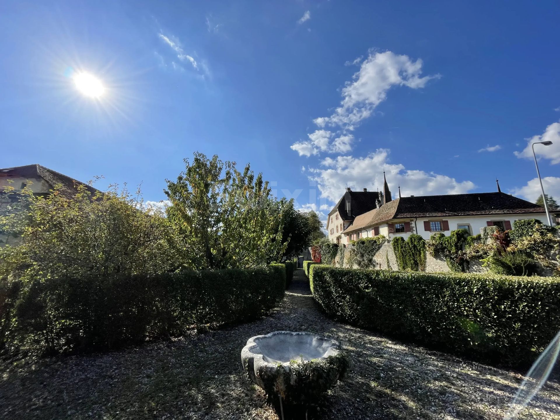 duplex 5.5 Pièces en vente sur Colombier (2013)
