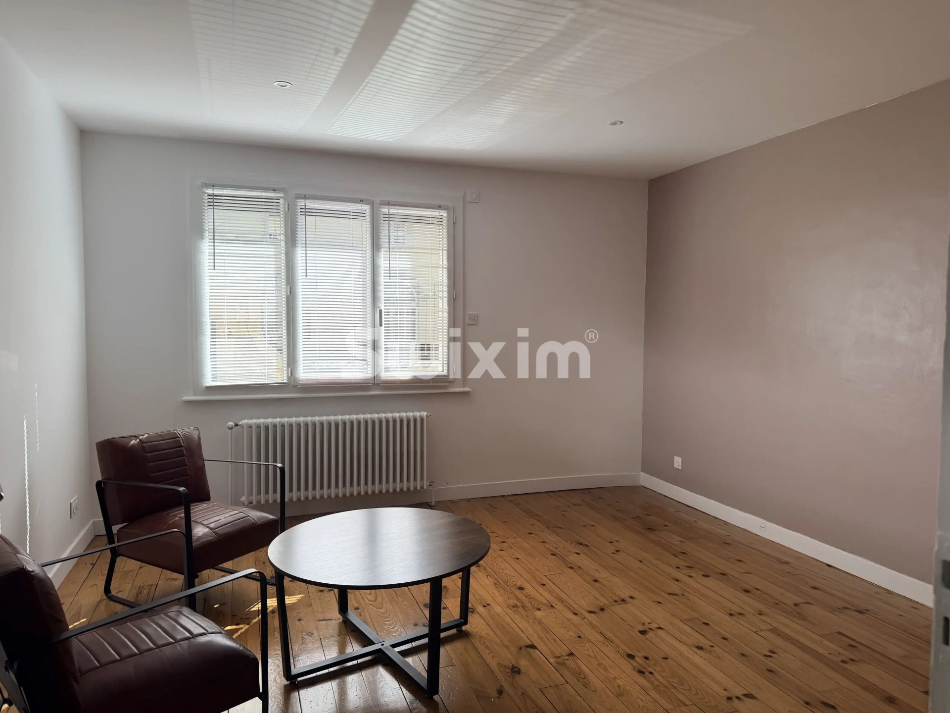 business premises 5 Rooms for rent on Bourg-en-Bresse (01000)