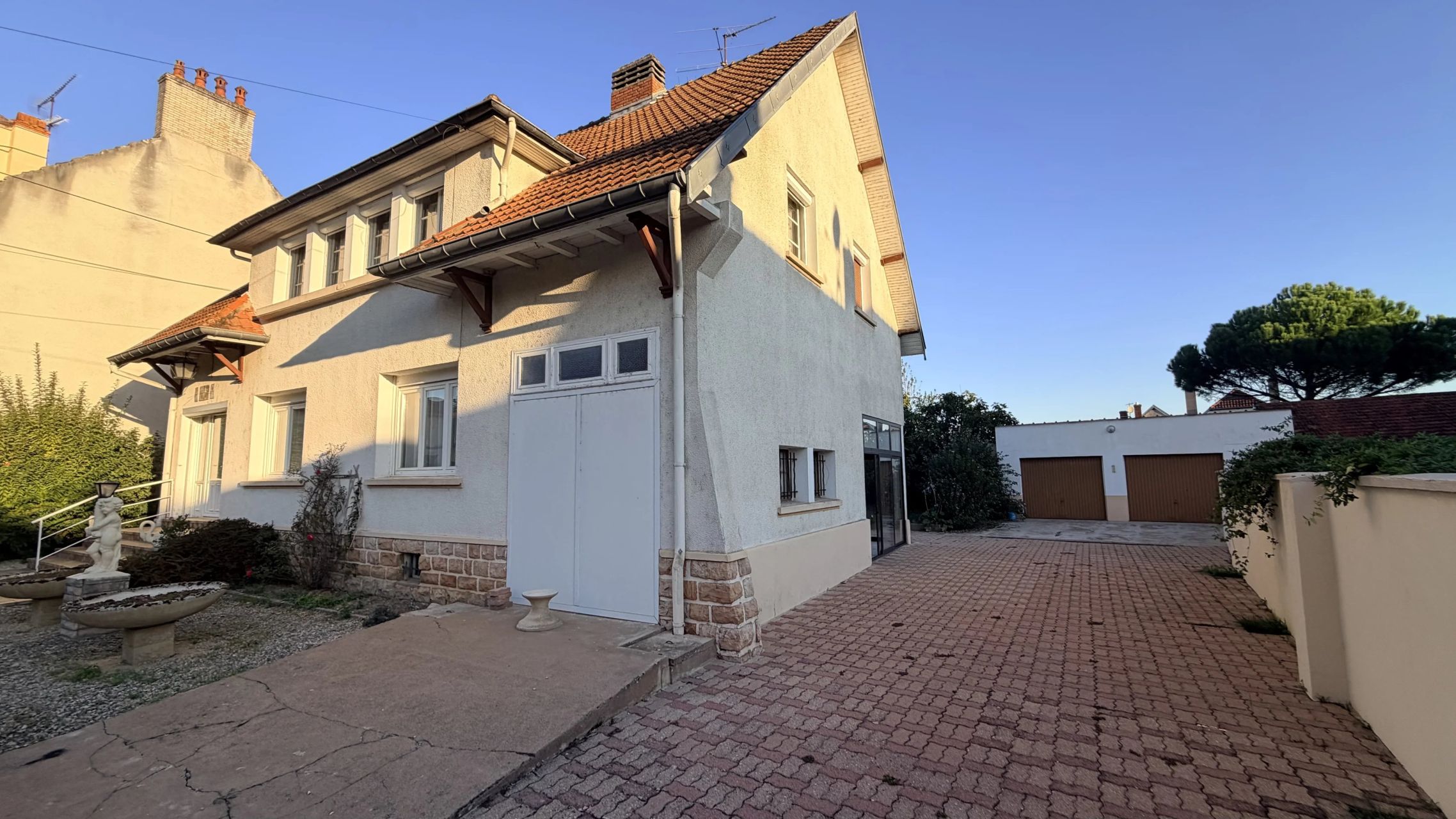 maison 8 Pièces en vente sur Lamarche-sur-Saône (21760)