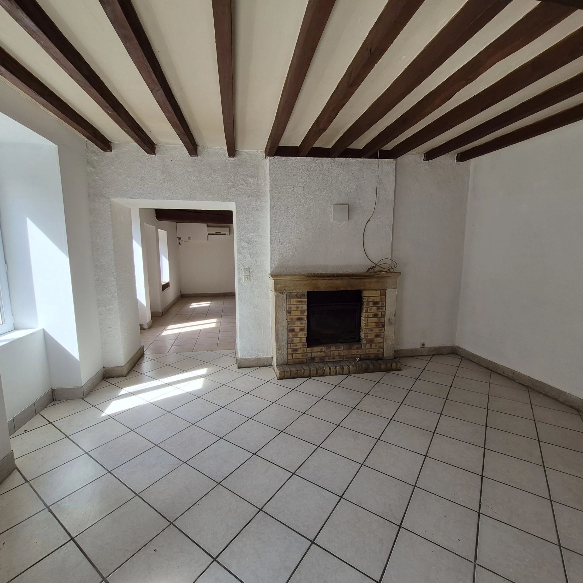 maison en vente sur Montillot (89660)