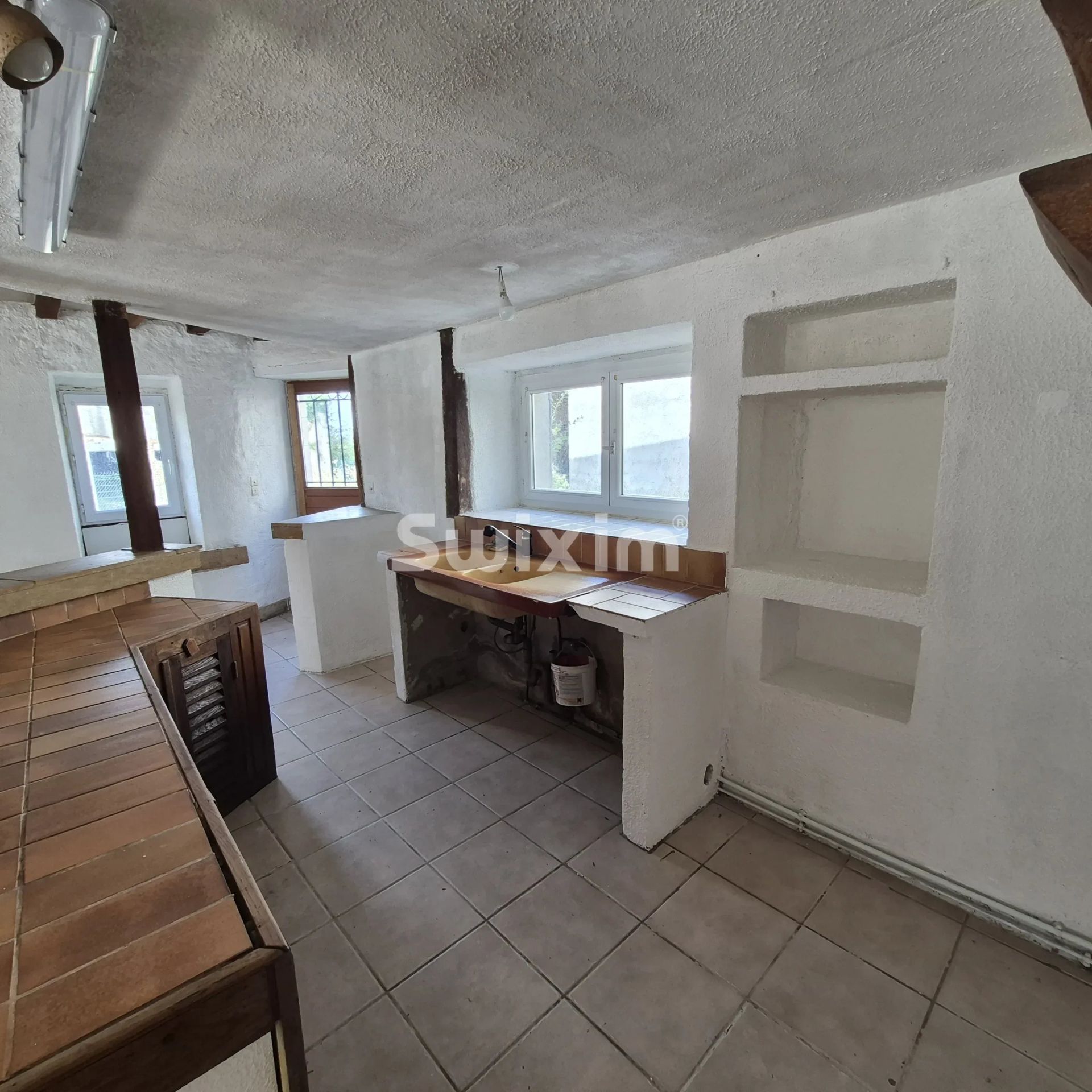 maison en vente sur Montillot (89660)