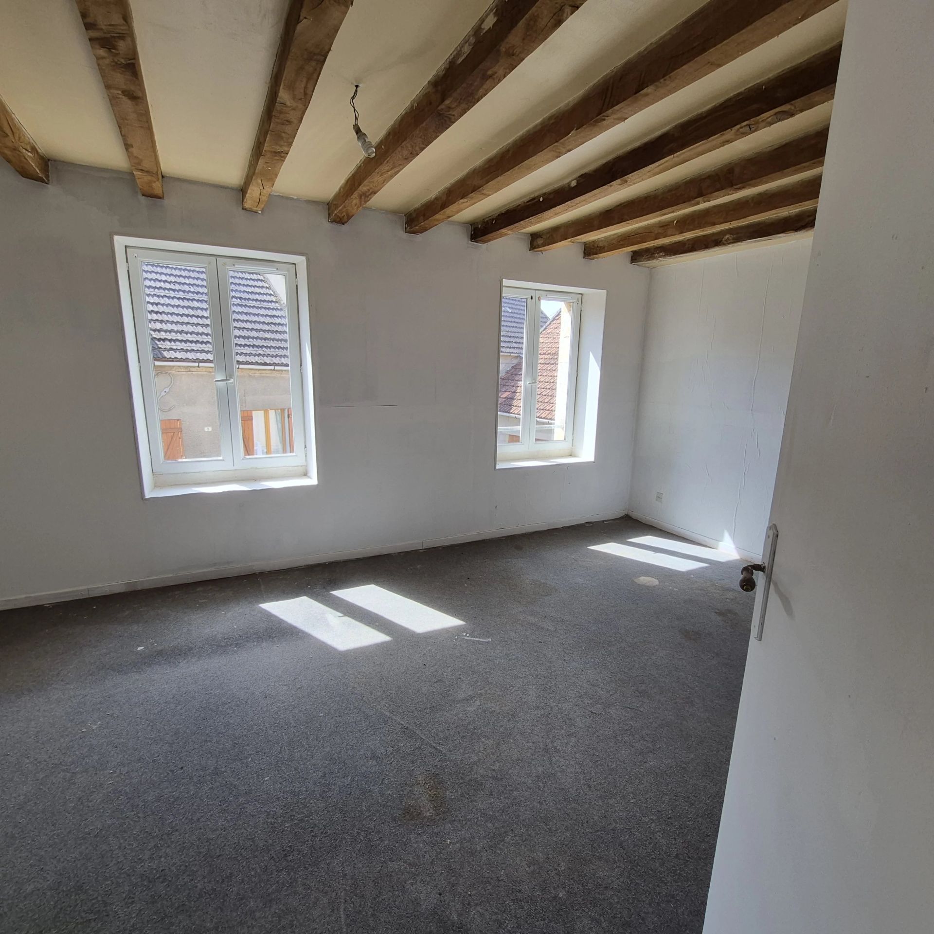 maison en vente sur Montillot (89660)