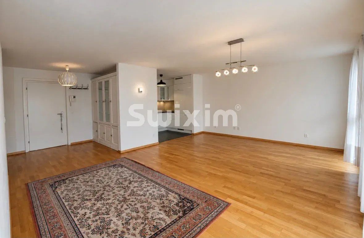 apartment 2.5 Rooms for rent on Montreux (1820)