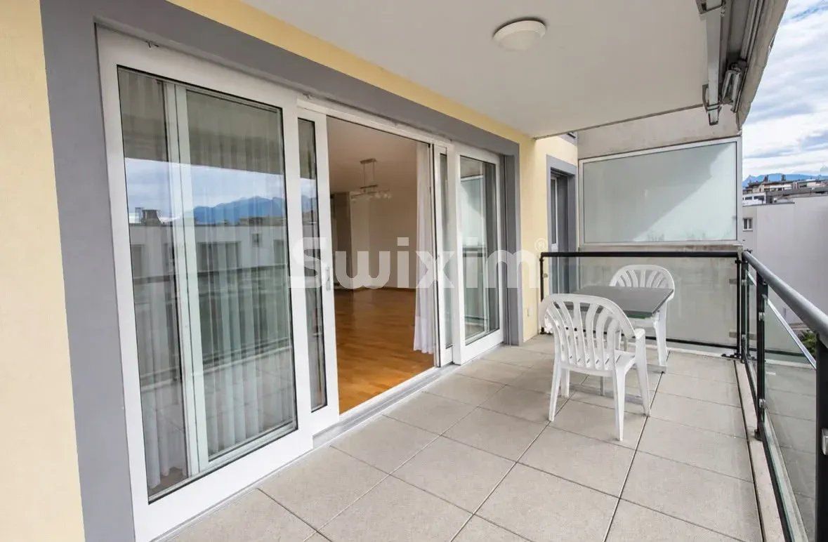 apartment 2.5 Rooms for rent on Montreux (1820)
