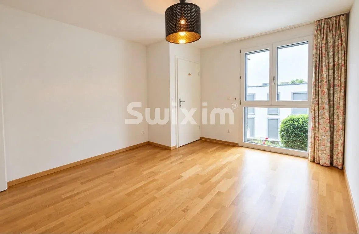 apartment 2.5 Rooms for rent on Montreux (1820)