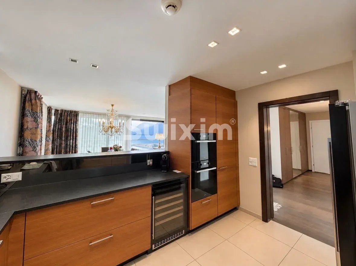 apartment 4.5 Rooms for rent on Montreux (1820)