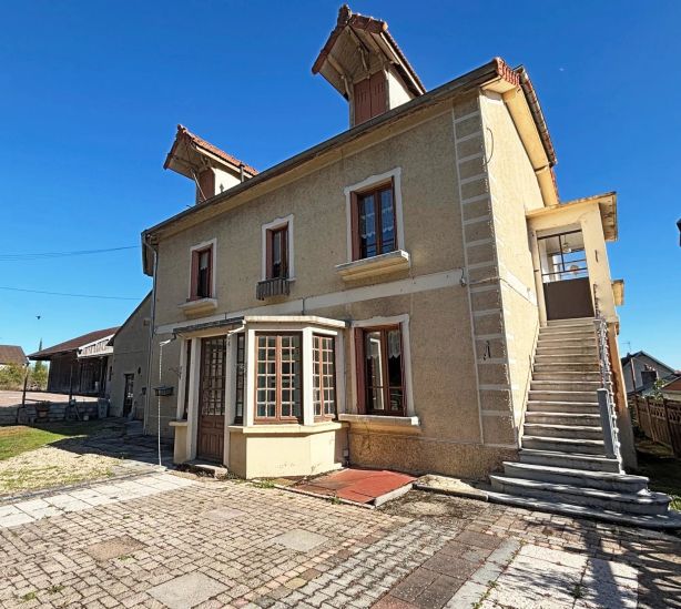 Vente Maison Pesmes 8&nbsp;Pièces 176.14&nbsp;m²