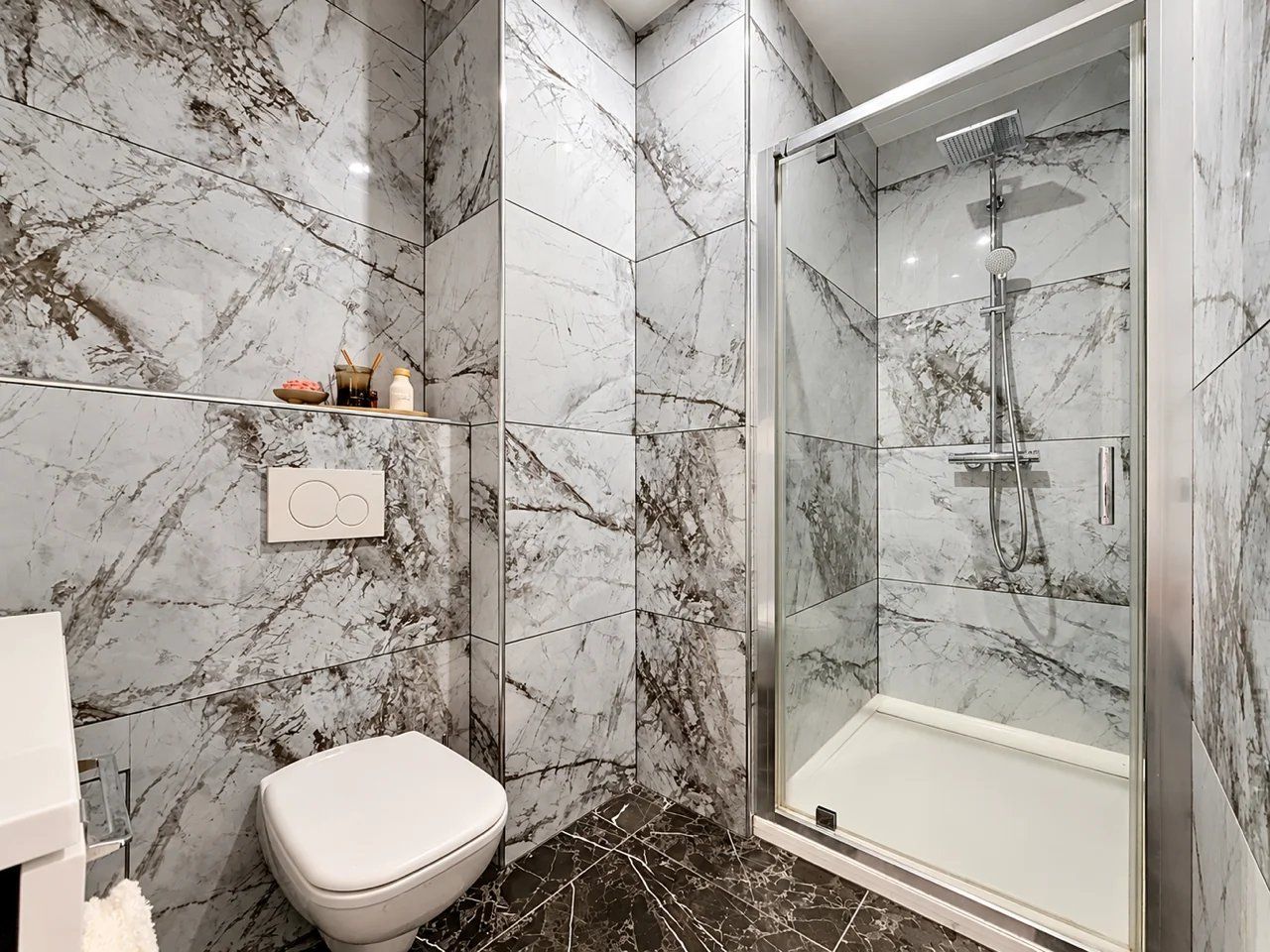 immeuble 5 Pièces en vente sur Valserhône (01200)