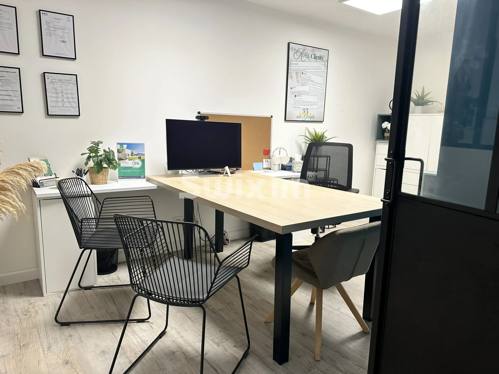 commercial local 2 Rooms for rent on Bourg-en-Bresse (01000)