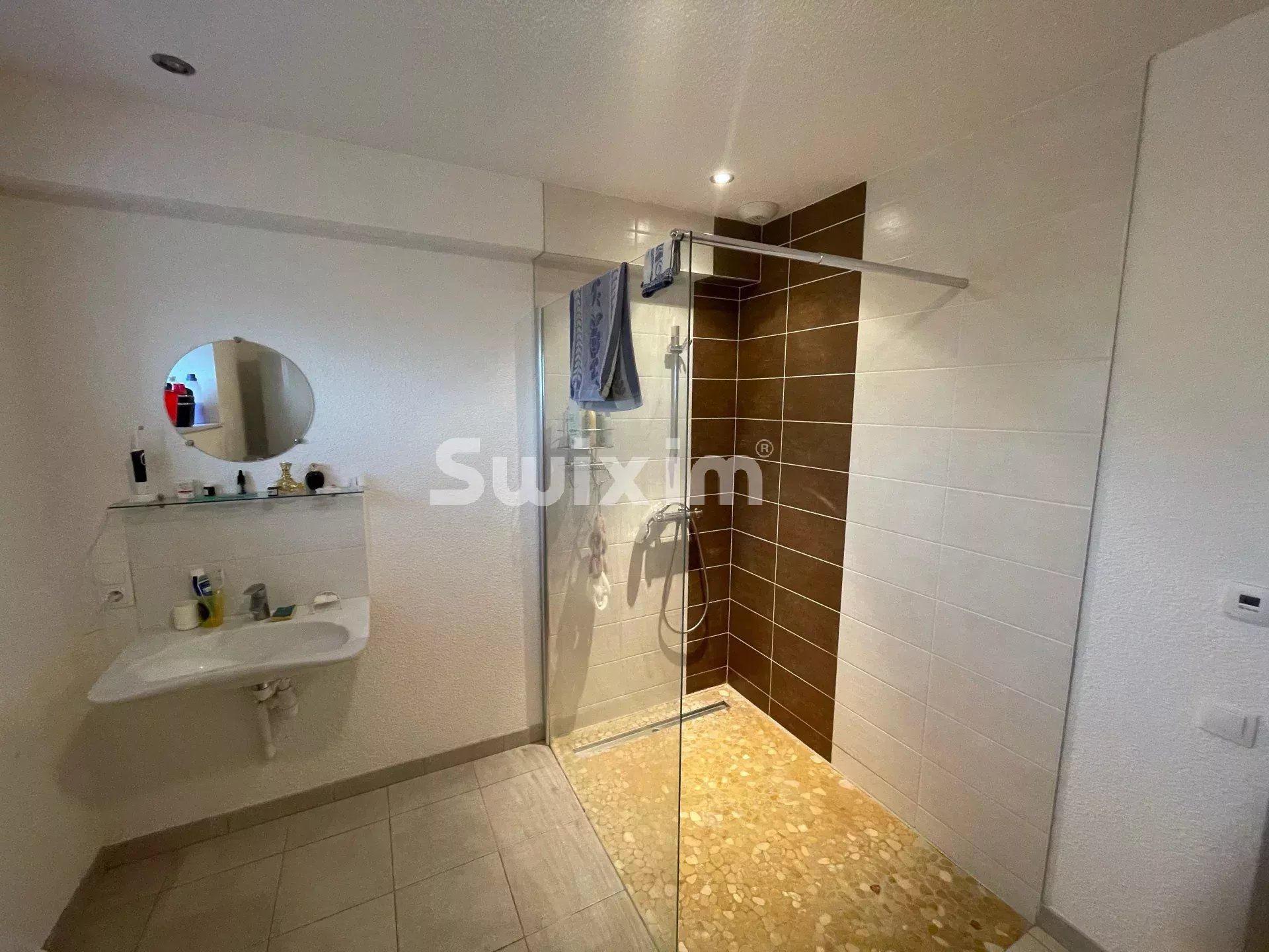 apartment 3 Rooms for rent on Marnoz (39110)
