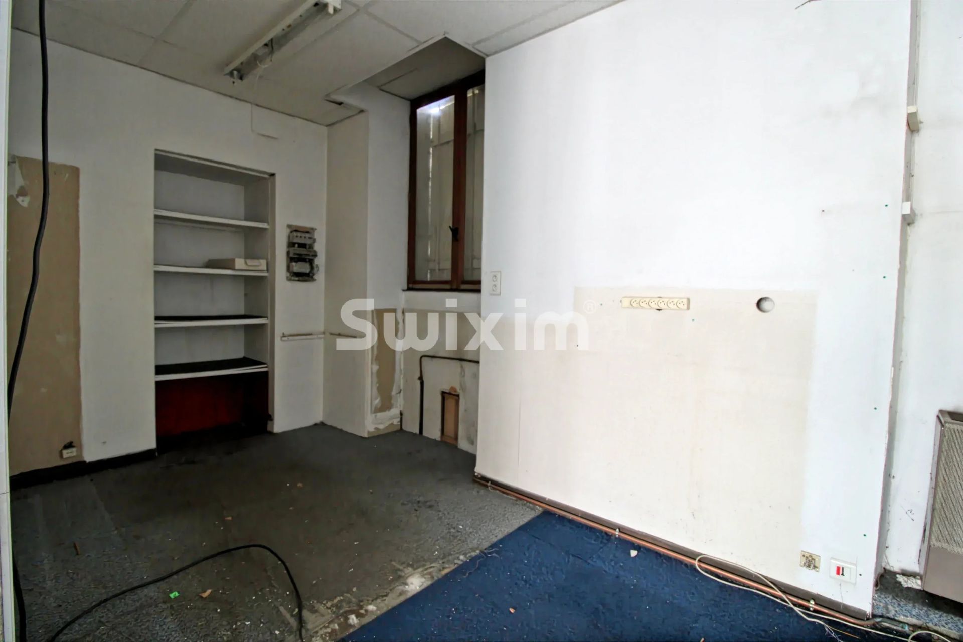 commerce 2 Pièces en vente sur Hauts de Bienne (39400)