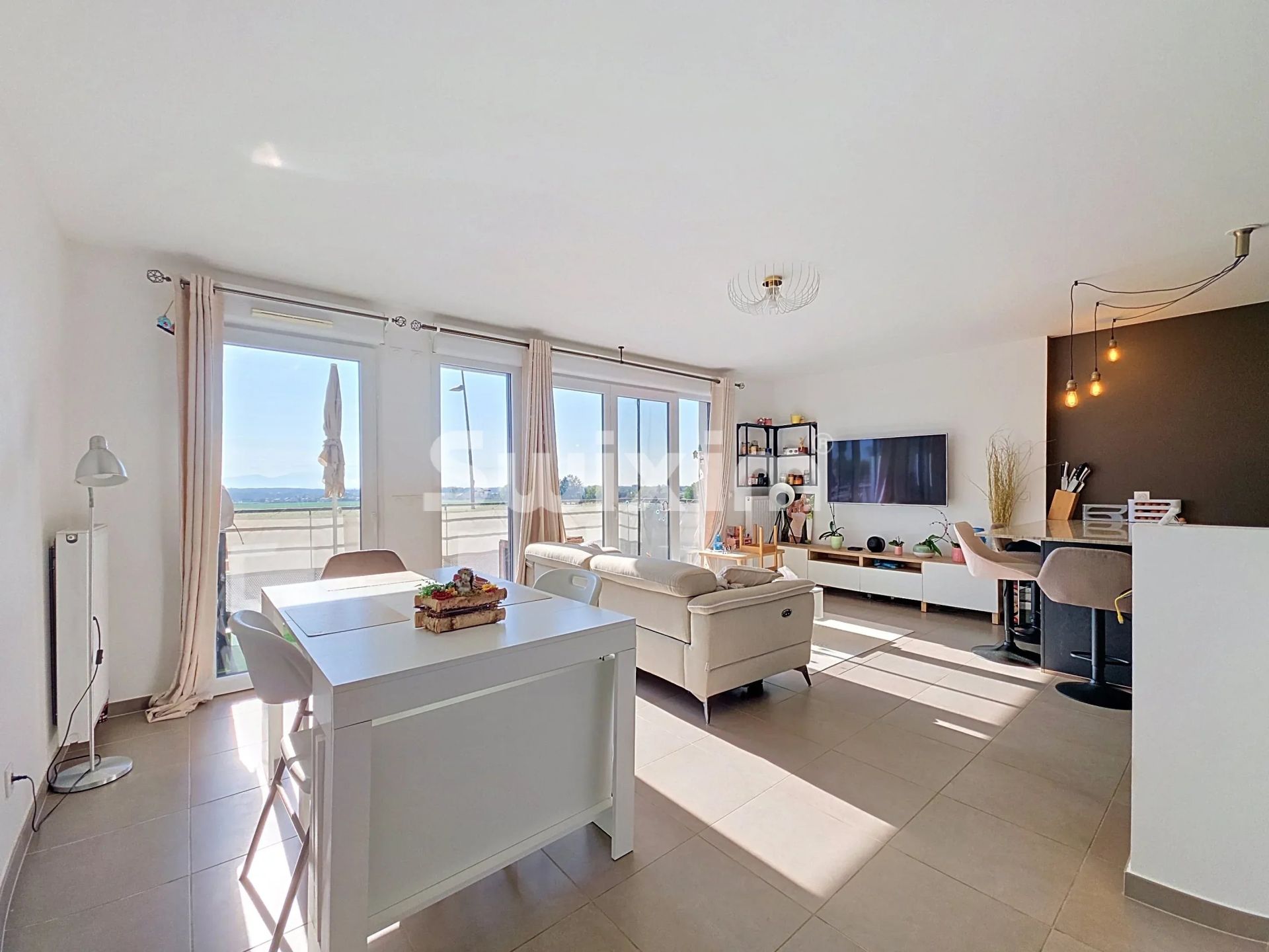 appartement 4 Pièces en vente sur Cessy (01170)