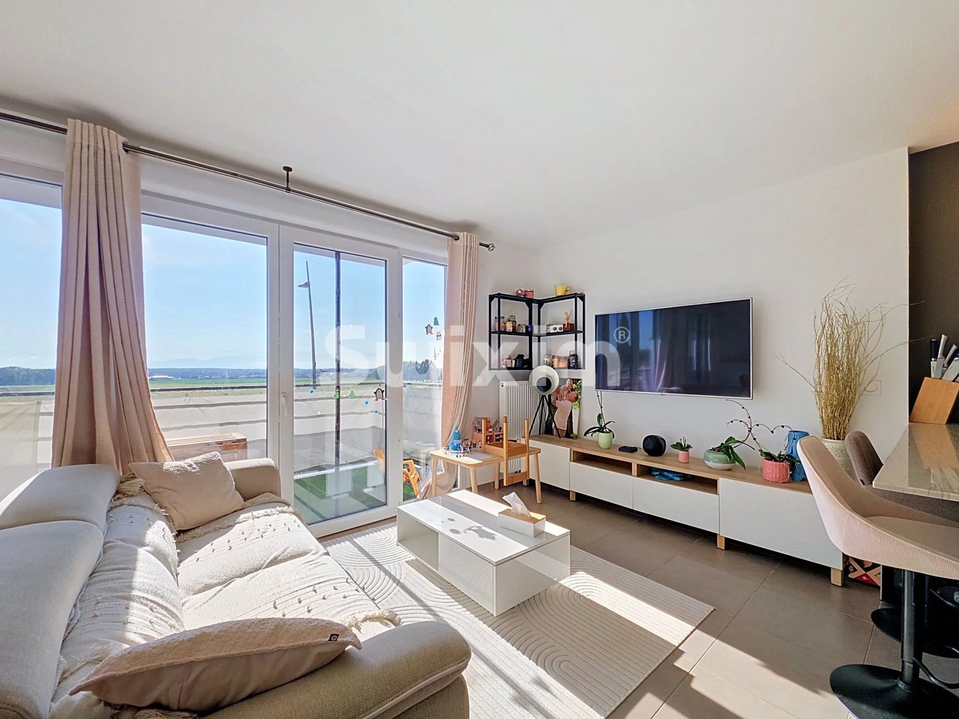 appartement 4 Pièces en vente sur Cessy (01170)