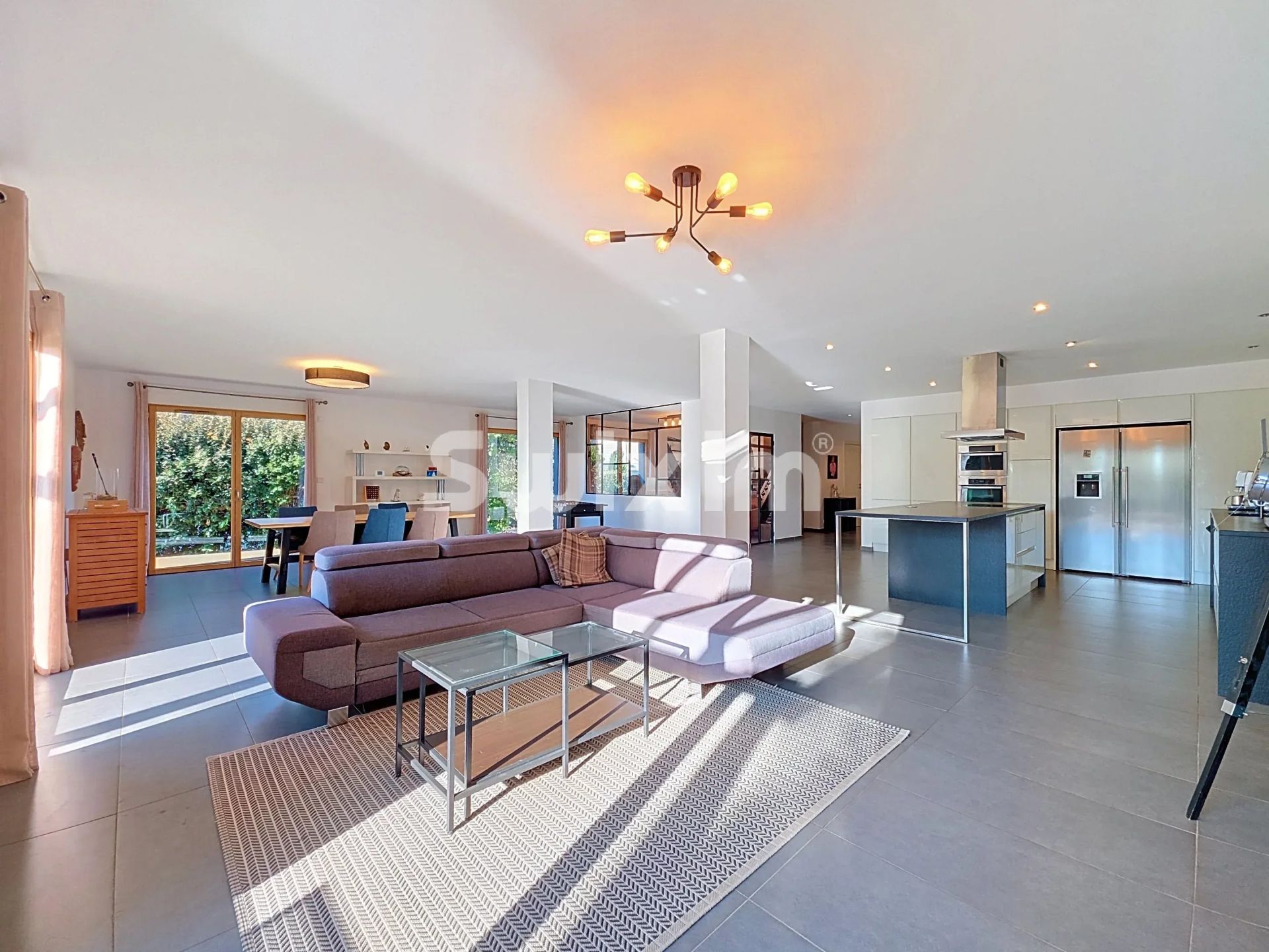 maison 6 Pièces en vente sur Divonne-les-Bains (01220)