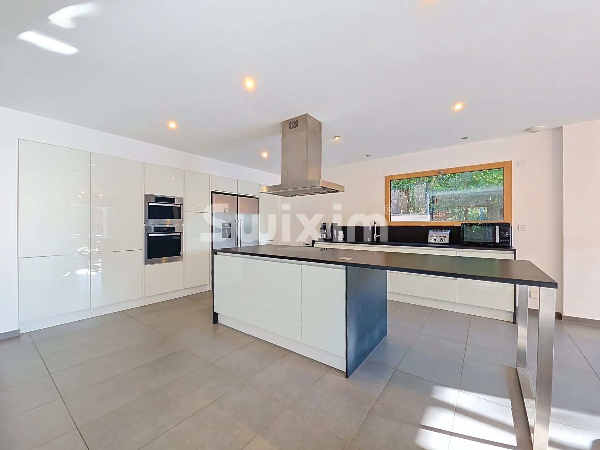 maison 6 Pièces en vente sur Divonne-les-Bains (01220)