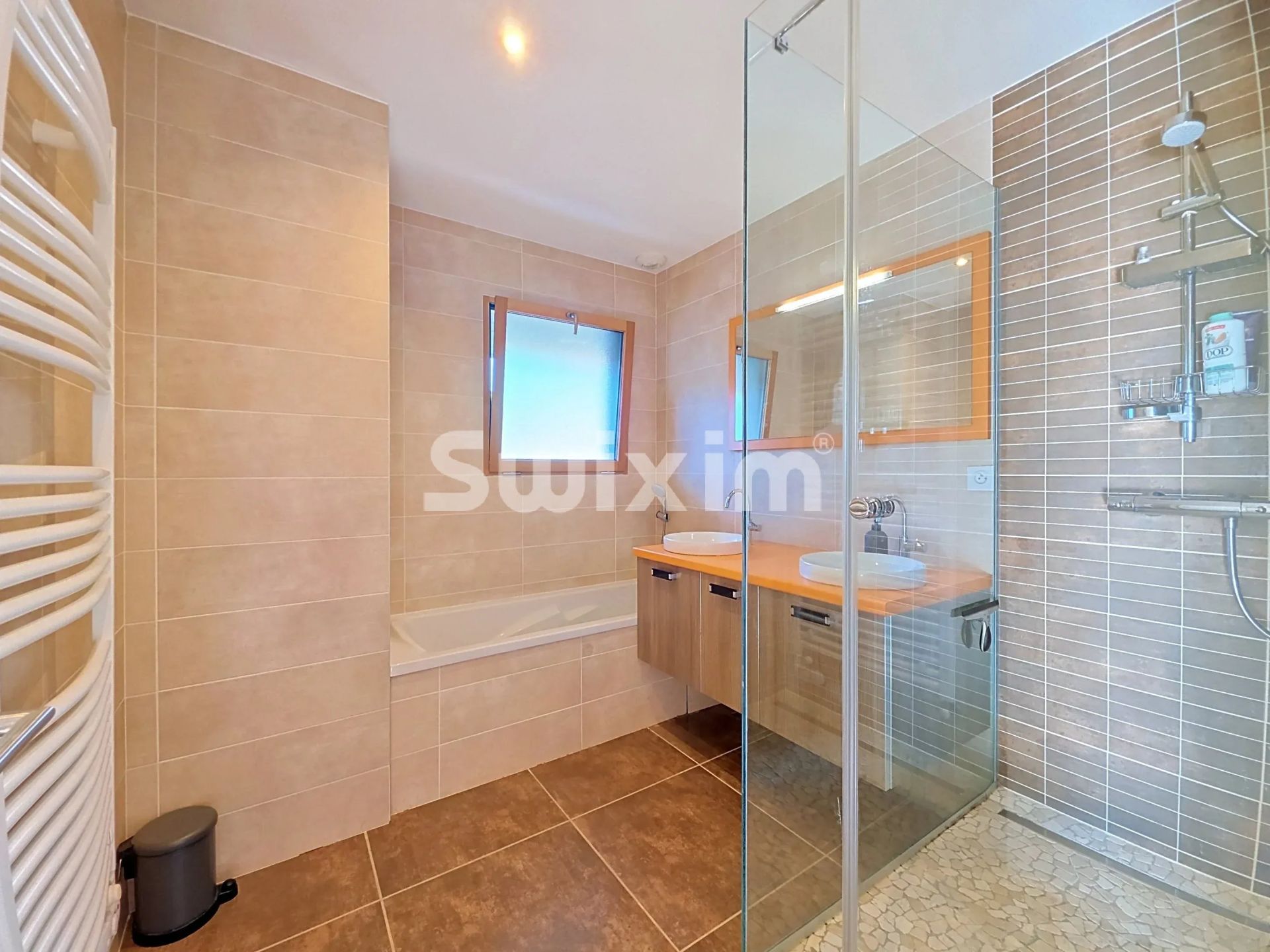 maison 6 Pièces en vente sur Divonne-les-Bains (01220)