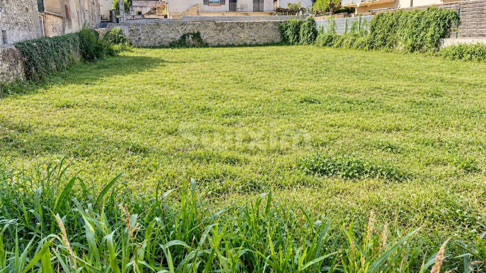 terreno para venda sobre Uzès (30700)