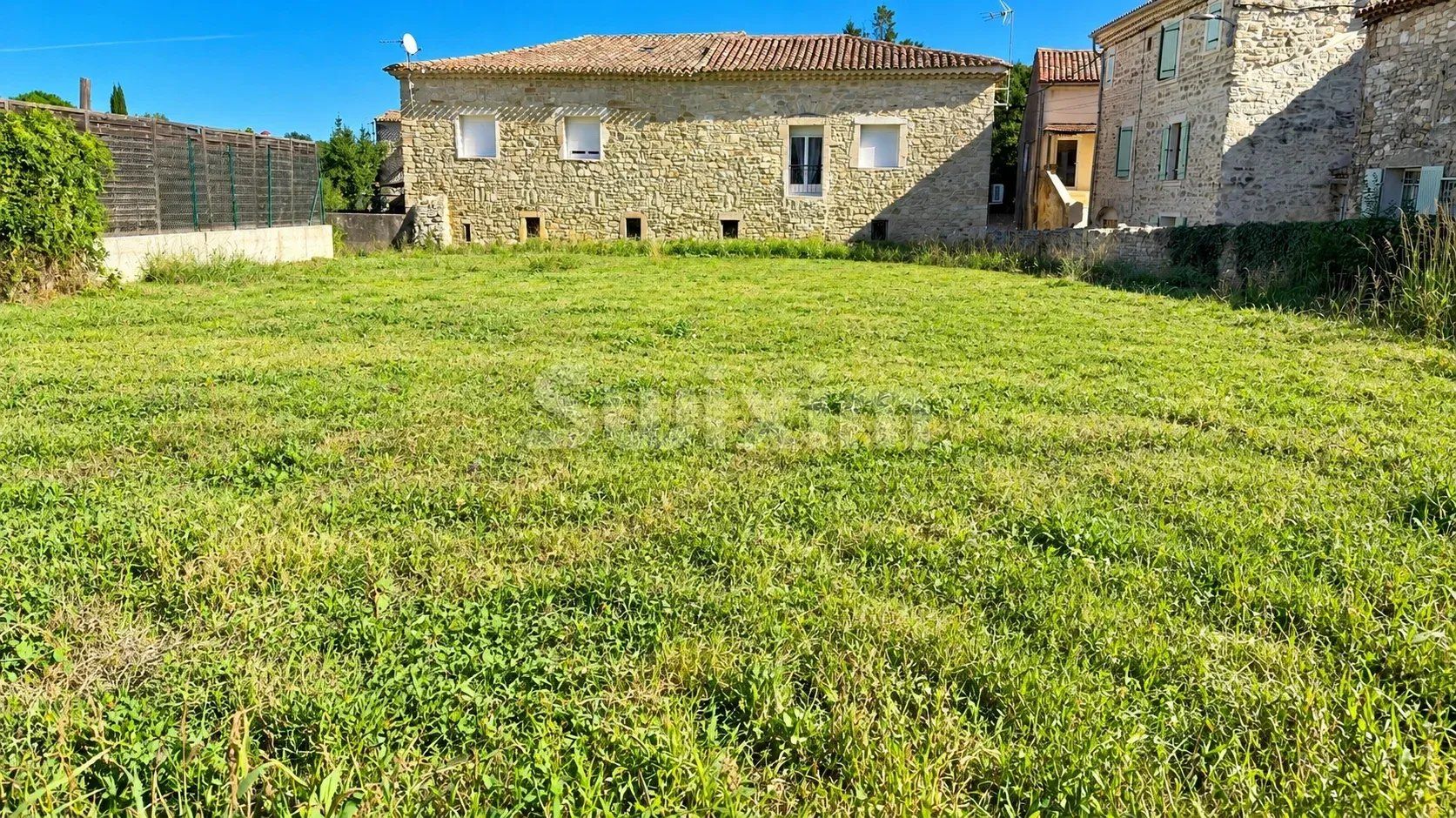 terreno para venda sobre Uzès (30700)