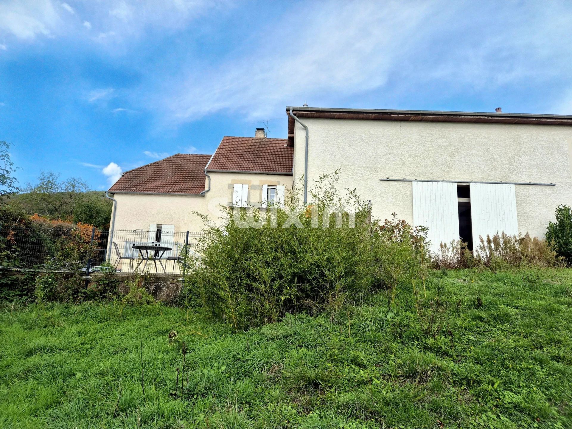 casa 7 Camere in vendita su Orchamps (39700)