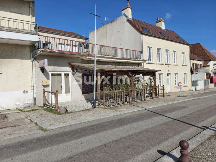 Vente Commerce Dole 13&nbsp;Pièces 413&nbsp;m²