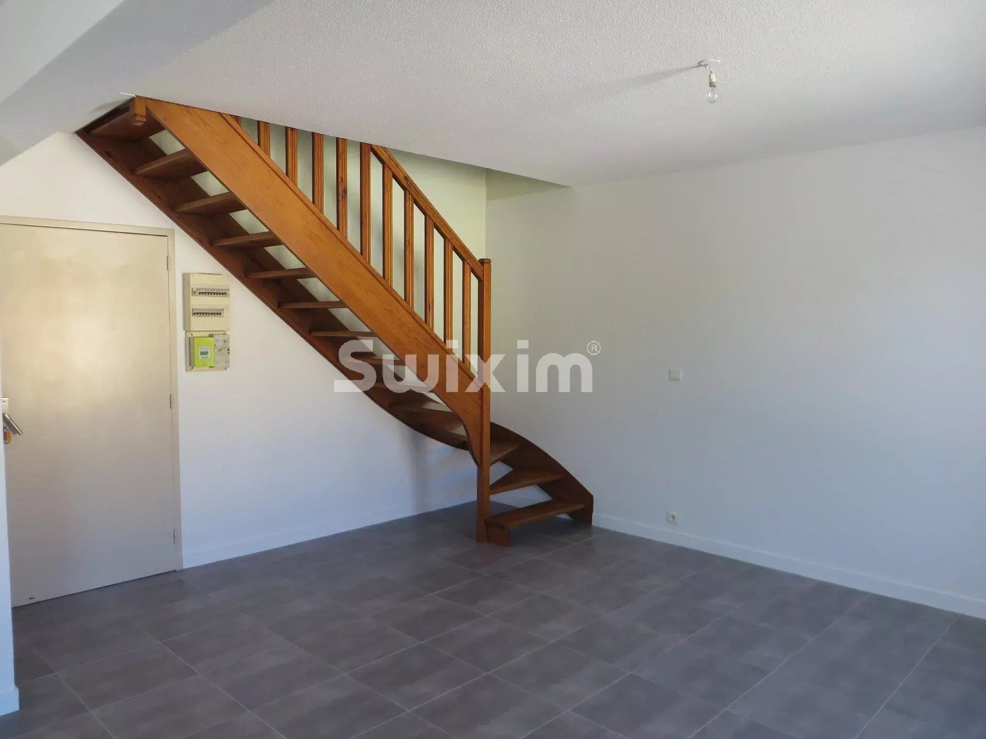 apartamento 4 Quartos para aluguer sobre Champagnole (39300)