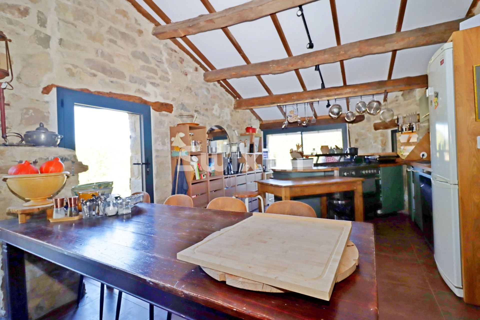 propriété 7 Pièces en vente sur Roussieux (26510)