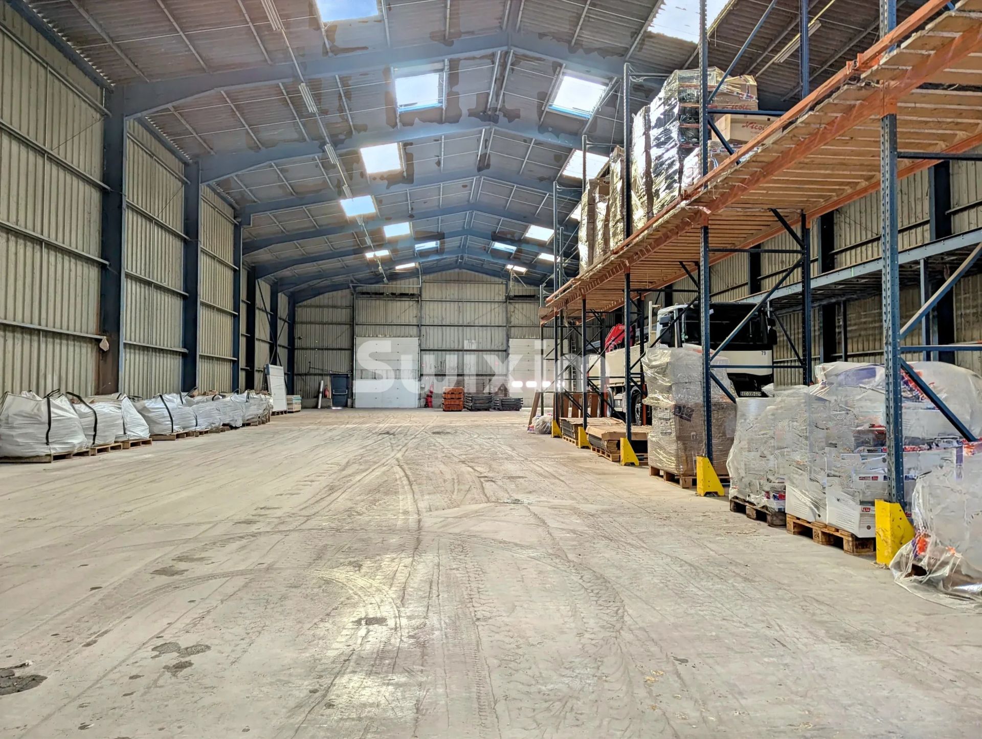 local d'activité 3 Pièces en vente sur Bourg-en-Bresse (01000)