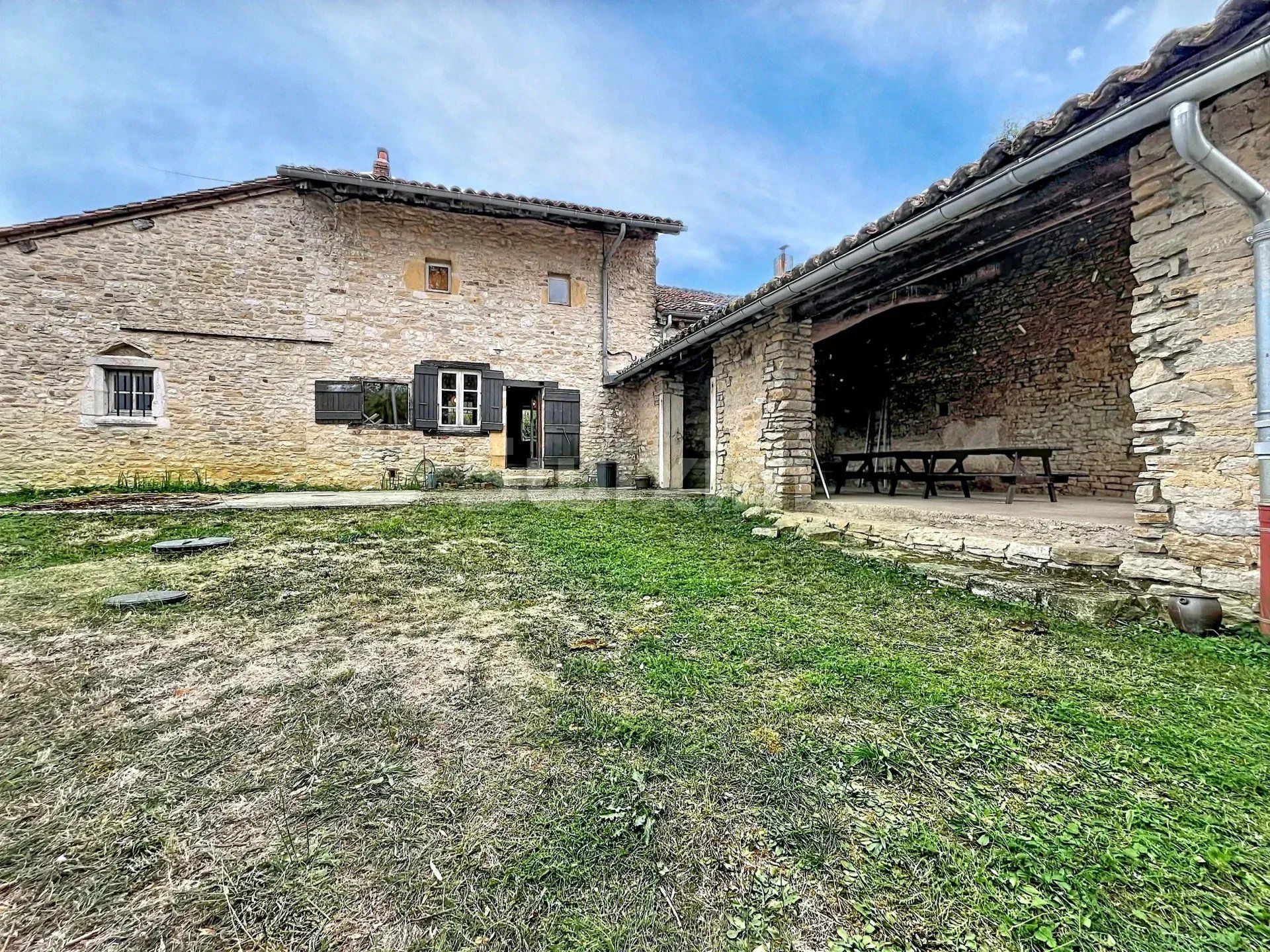 maison 7 Pièces en vente sur Tossiat (01250)
