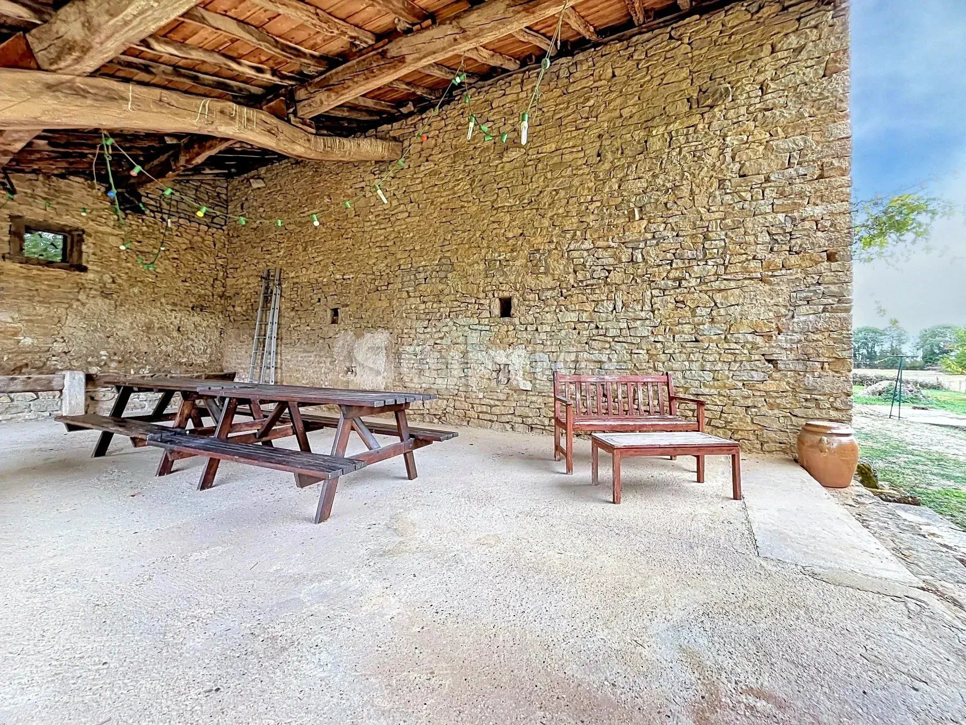 maison 7 Pièces en vente sur Tossiat (01250)