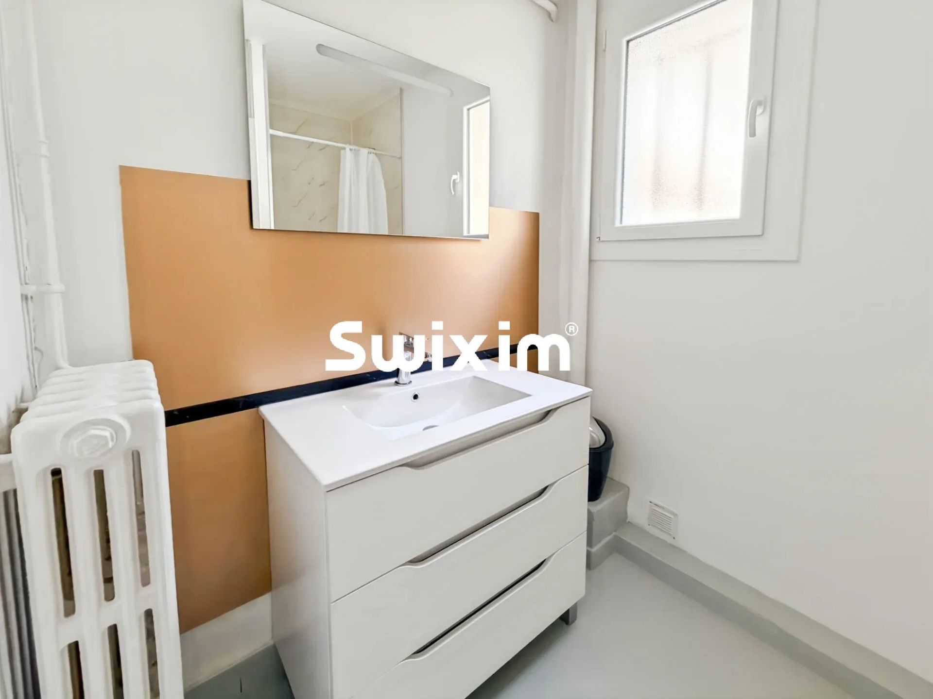 apartment 2 Rooms for rent on Bourg-Saint-Andéol (07700)