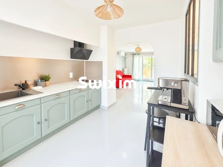 Rental Apartment Bourg-Saint-Andéol 2&nbsp;Rooms 59.8&nbsp;m²
