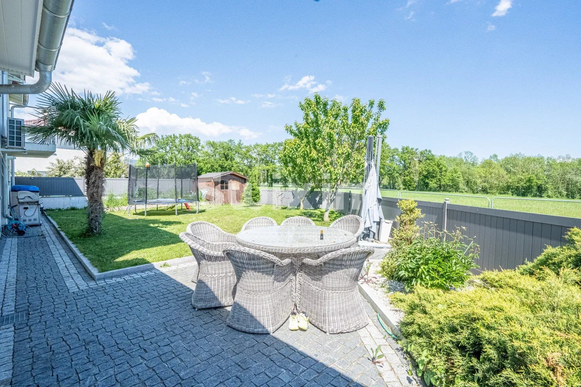 haus 6 Zimmer zum verkauf auf Saint-Genis-Pouilly (01630)