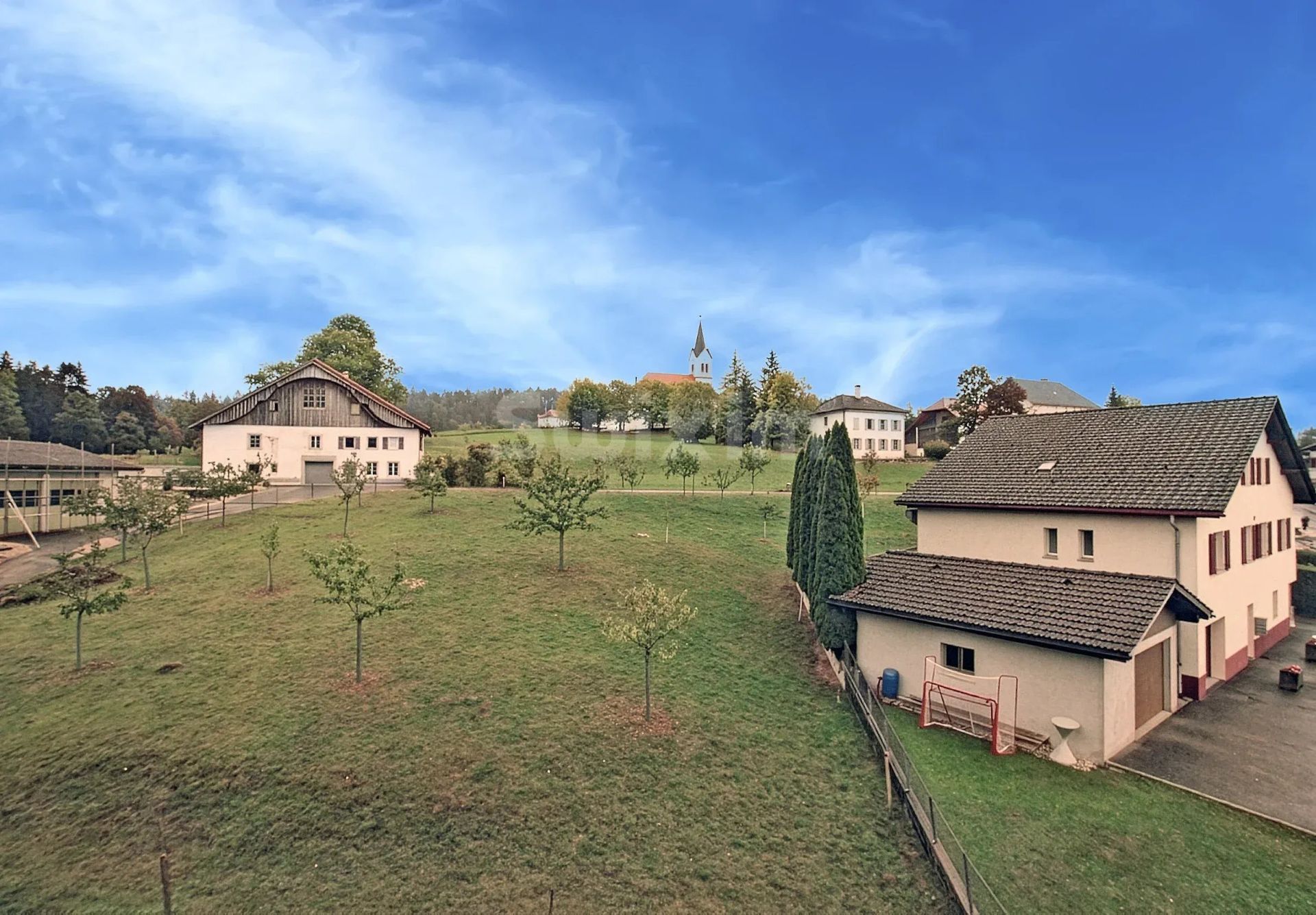 detached house 5.5 Rooms for sale on La Ferrière (2333)