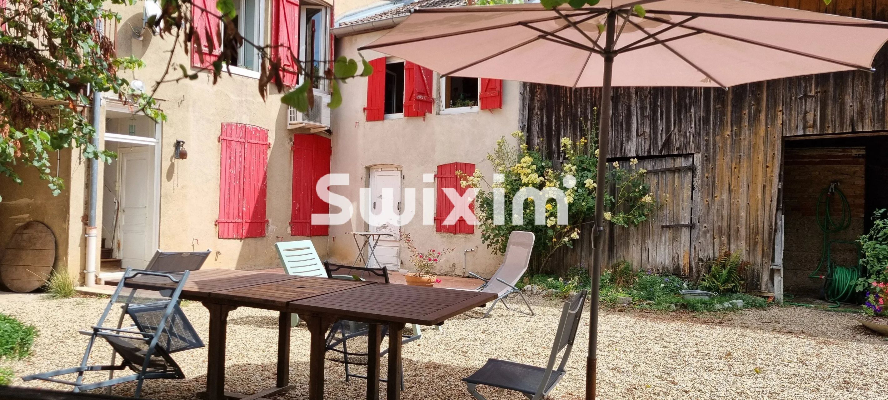 casa 11 Salas en venta en Lons-le-Saunier (39000)