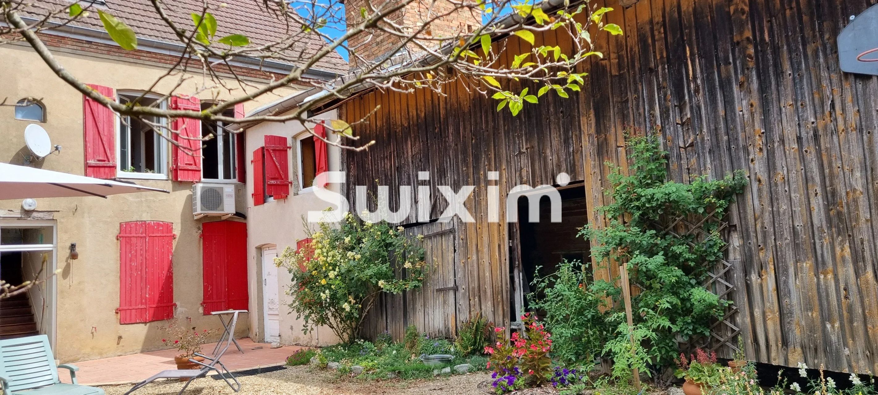 casa 11 Salas en venta en Lons-le-Saunier (39000)