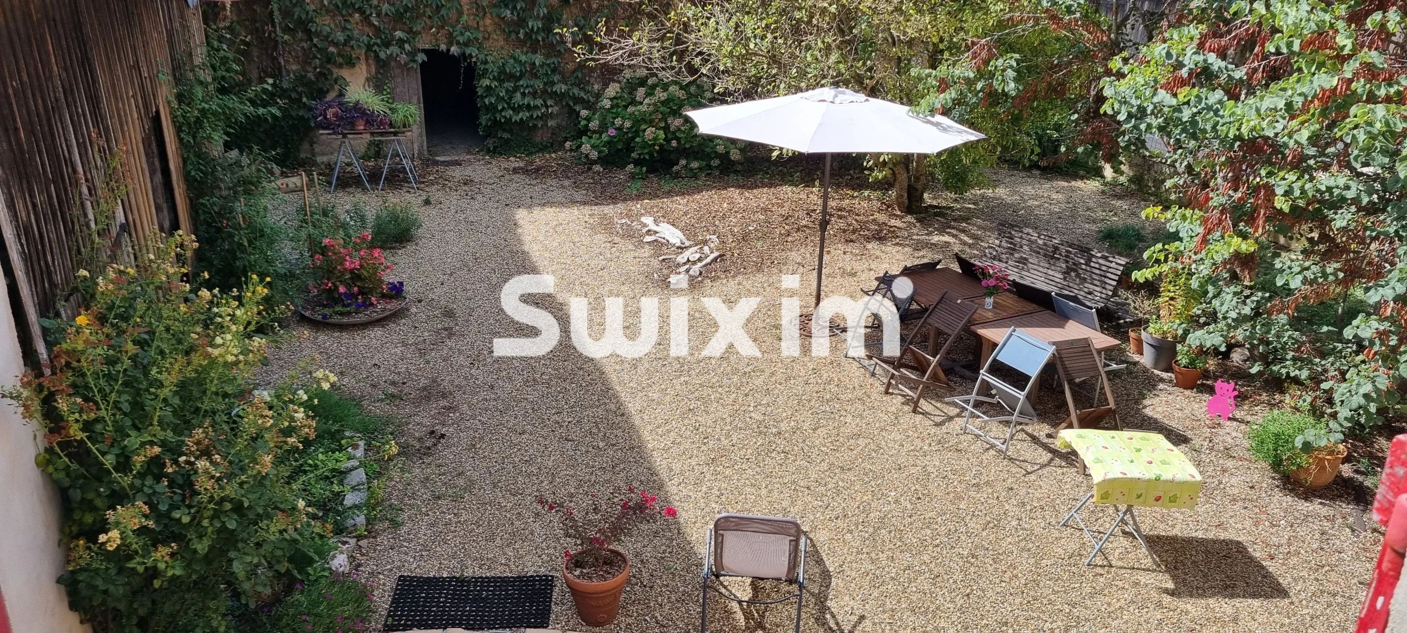 casa 11 Salas en venta en Lons-le-Saunier (39000)