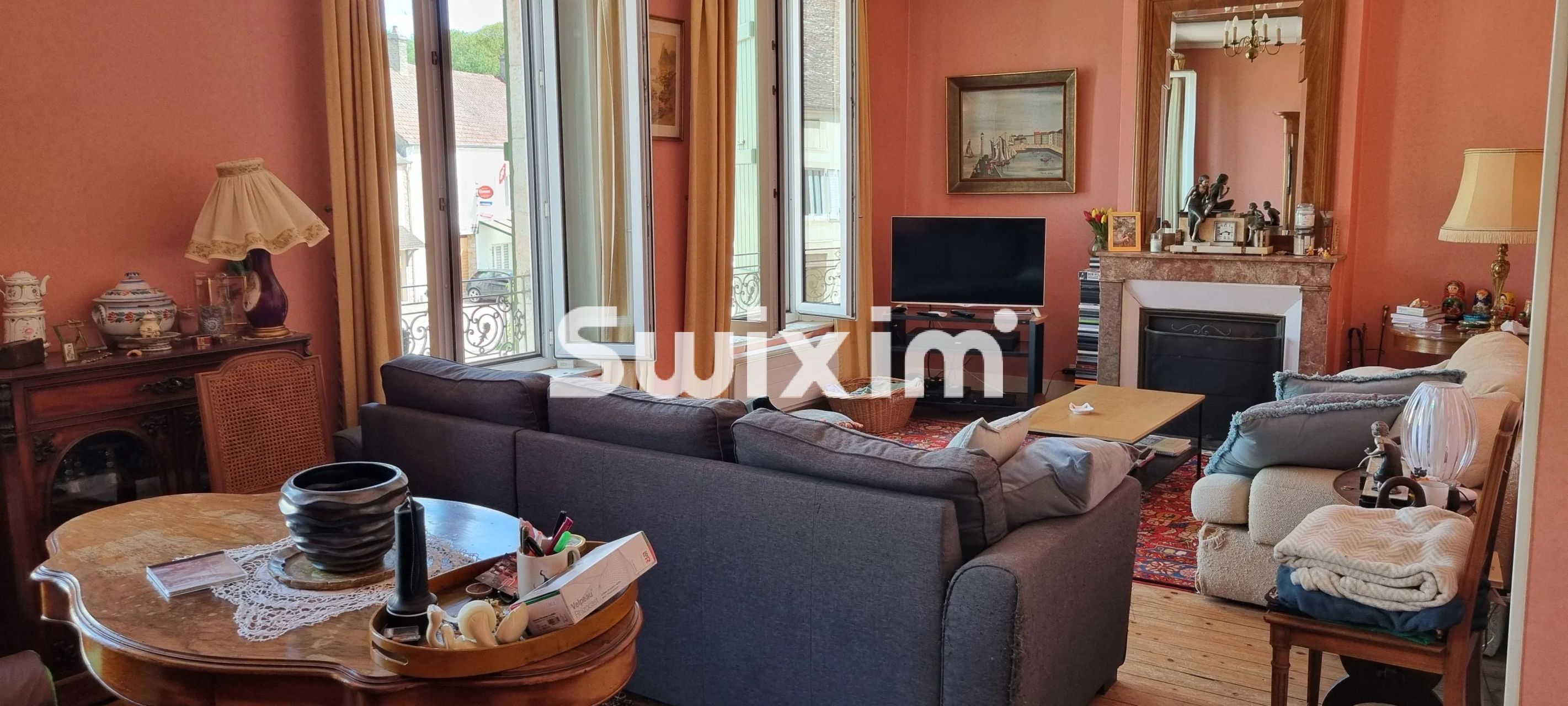 casa 11 Salas en venta en Lons-le-Saunier (39000)
