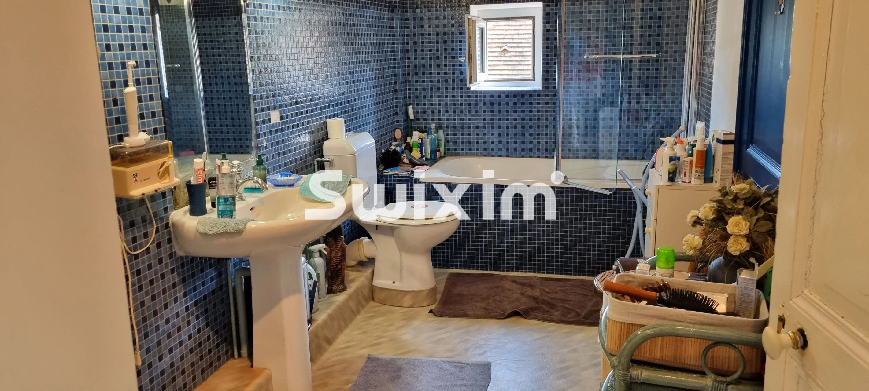 casa 11 Salas en venta en Lons-le-Saunier (39000)
