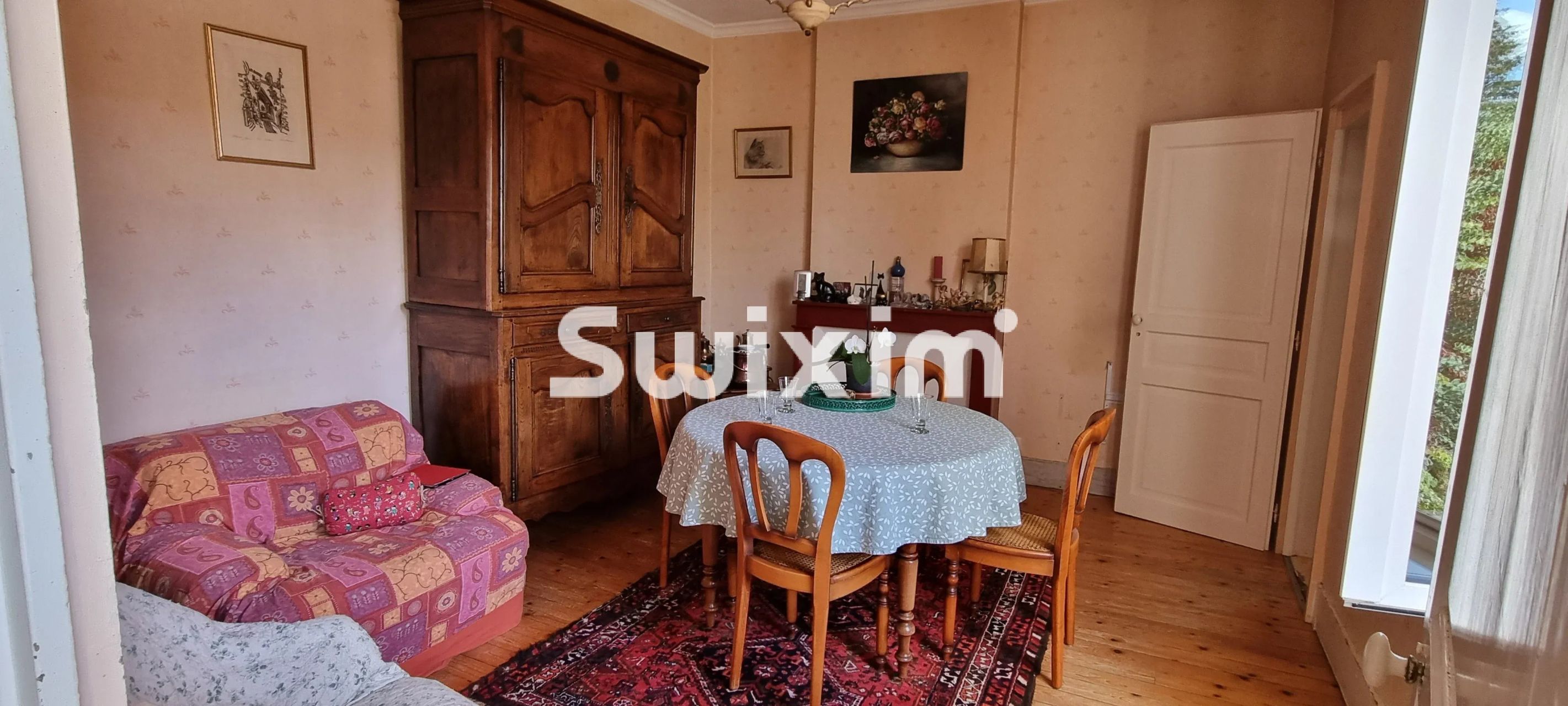 casa 11 Salas en venta en Lons-le-Saunier (39000)