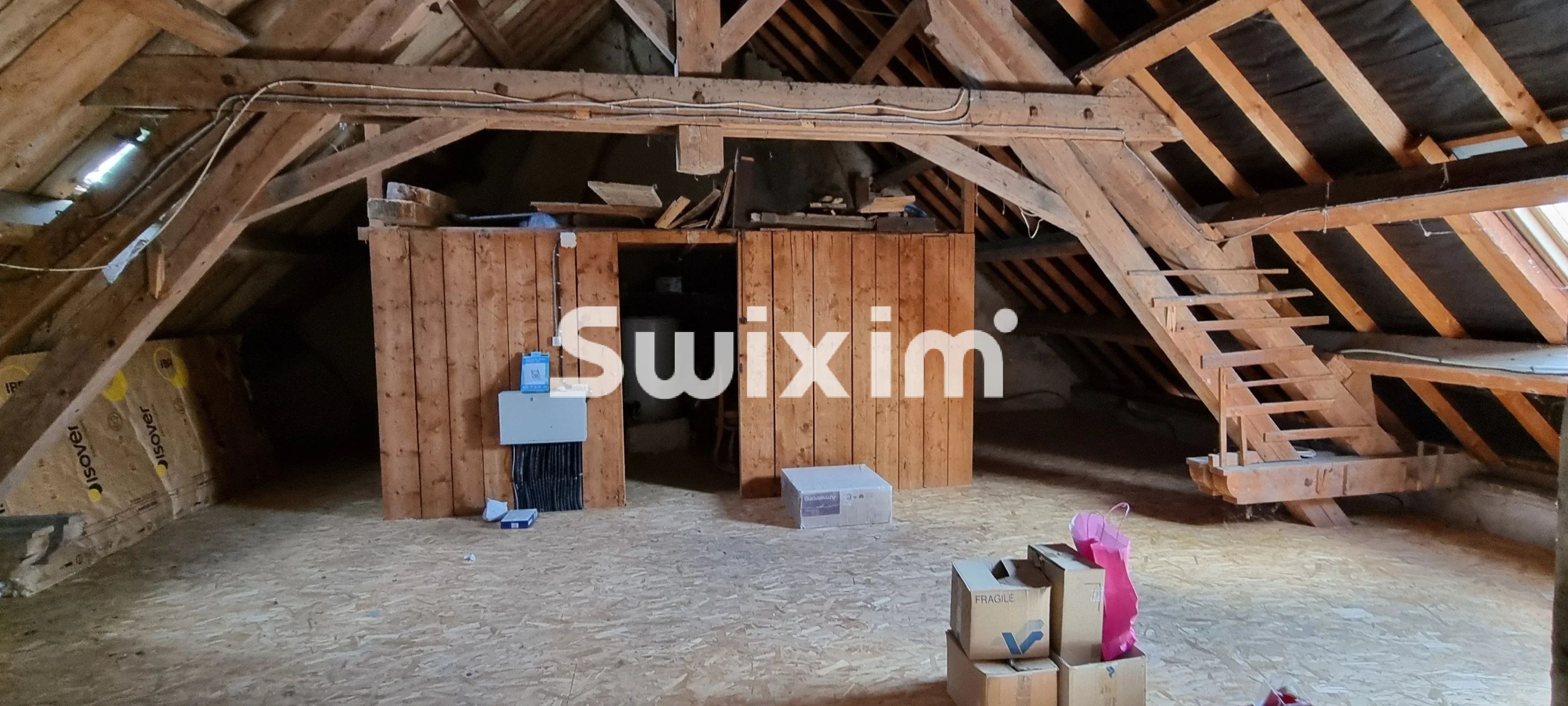 casa 11 Salas en venta en Lons-le-Saunier (39000)