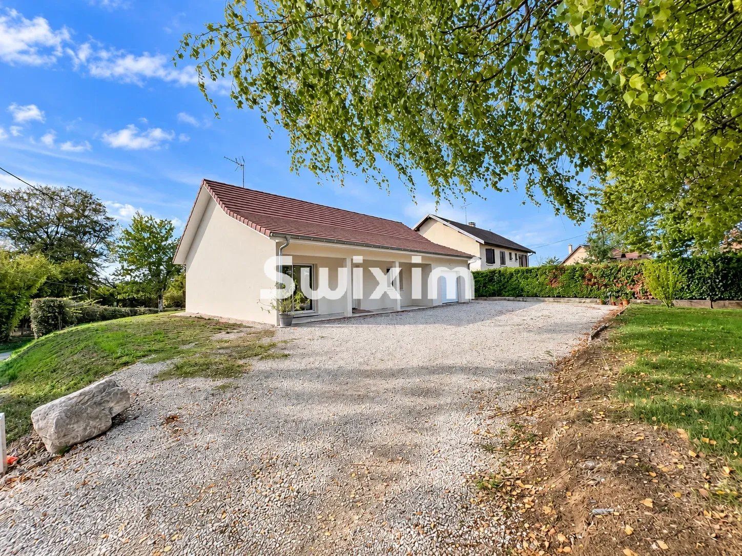 house 4 Rooms for sale on Bletterans (39140)