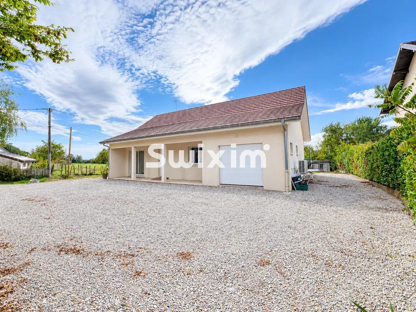 house 4 Rooms for sale on Bletterans (39140)