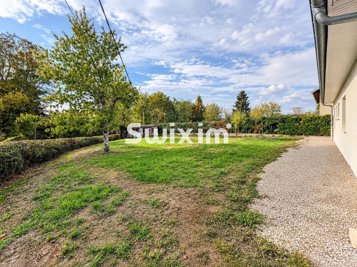 house 4 Rooms for sale on Bletterans (39140)