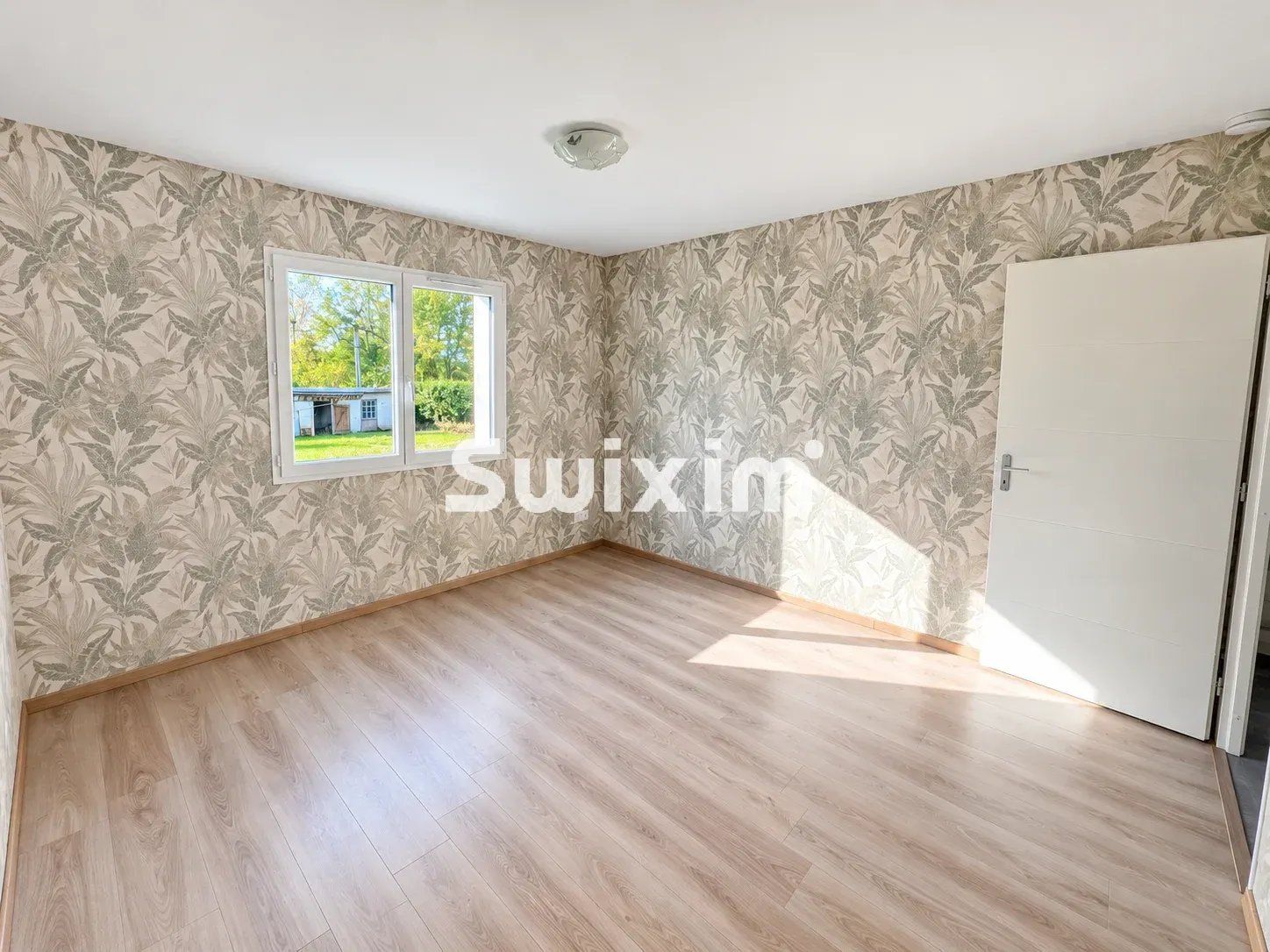 house 4 Rooms for sale on Bletterans (39140)