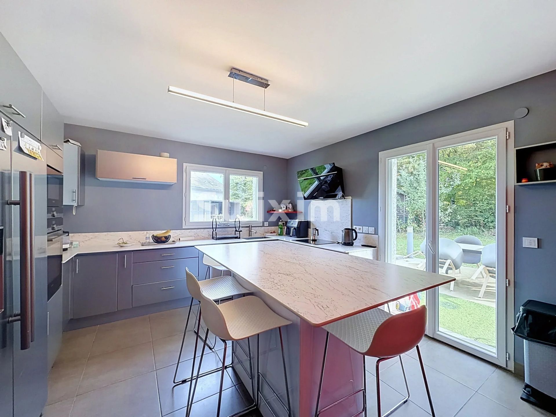 house 5 Rooms for sale on Margencel (74200)