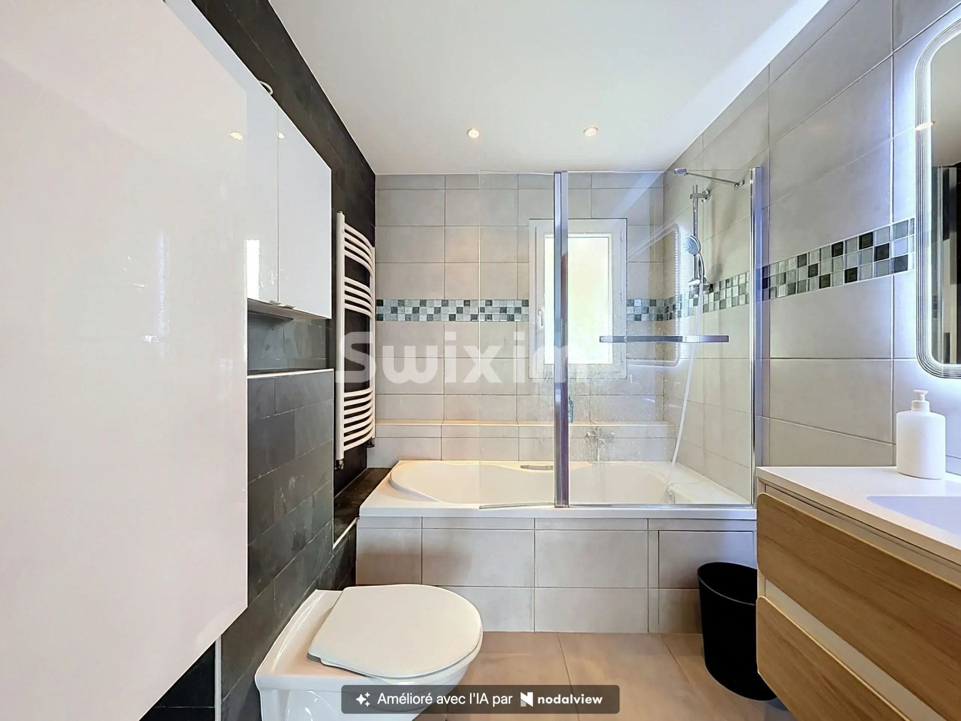 house 5 Rooms for sale on Margencel (74200)