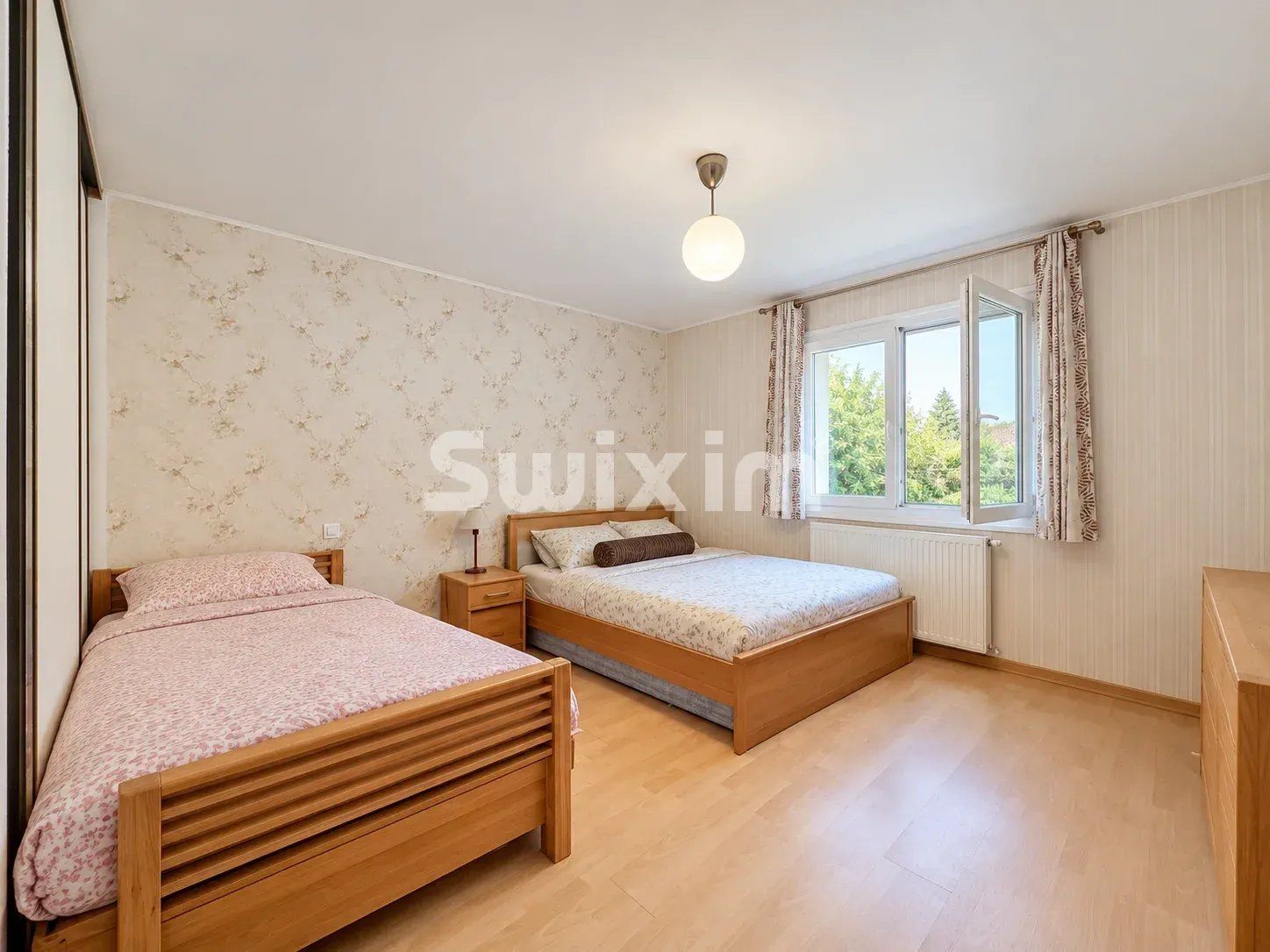 maison 11 Pièces en vente sur Saint-Genis-Pouilly (01630)