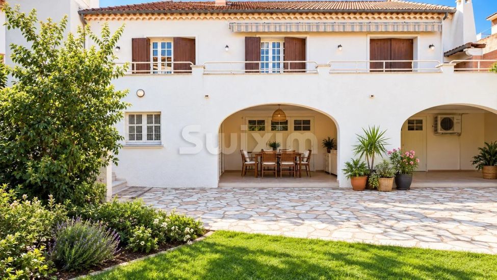 Vente Maison Alès 6&nbsp;Pièces 177&nbsp;m²