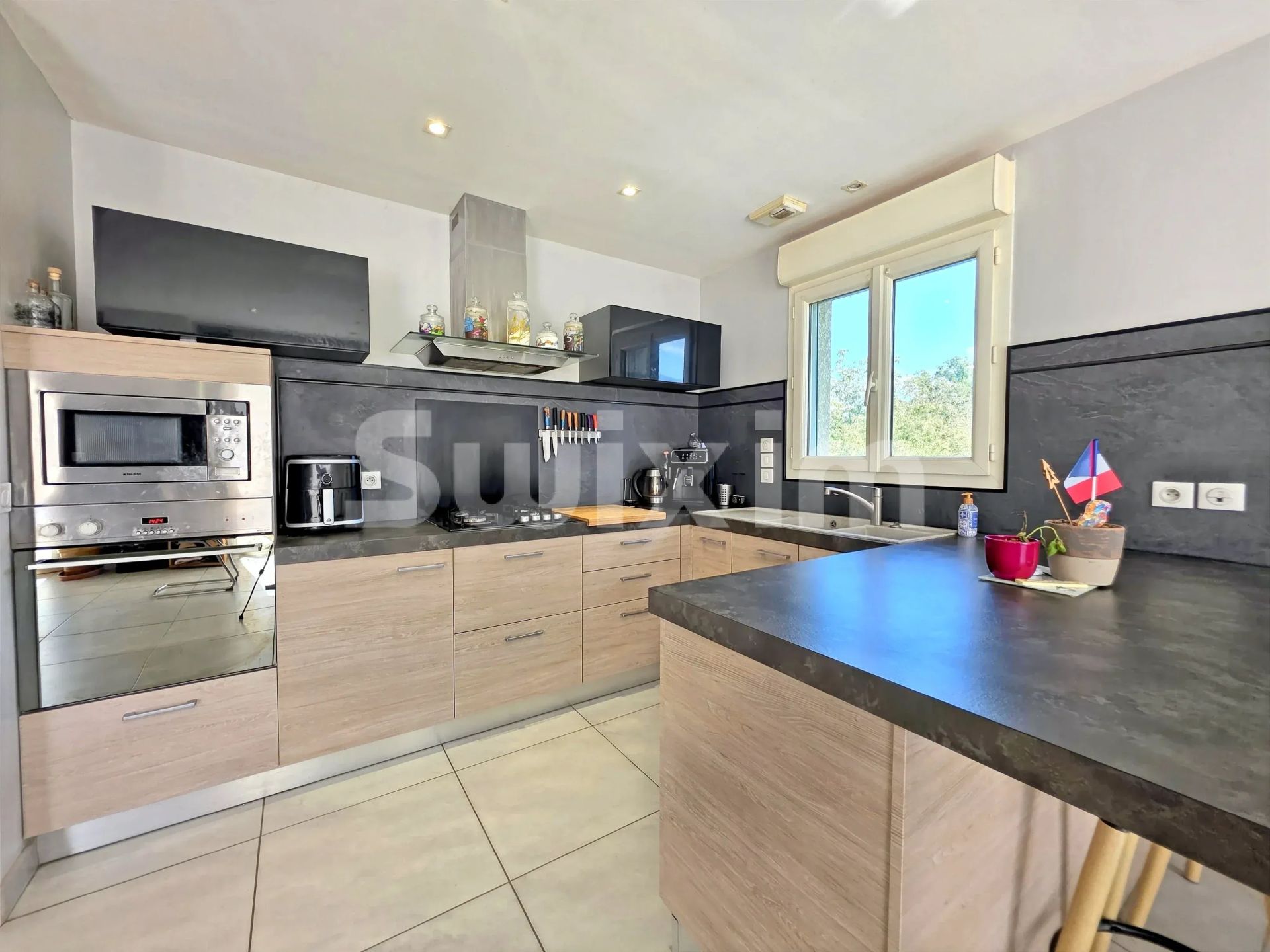 Maison 5 pièces 99 m² · à Entrelacs · 99 m² · 449 000 €